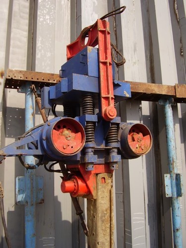 вибропогружатель В-11.44